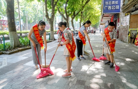 “老師，我要向您學習！”