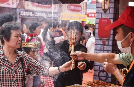 各地美食多 家鄉味道“正”?